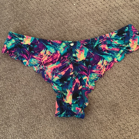 pink - multicolored scalloped cheeky bikini bottoms - Picture 3 of 5